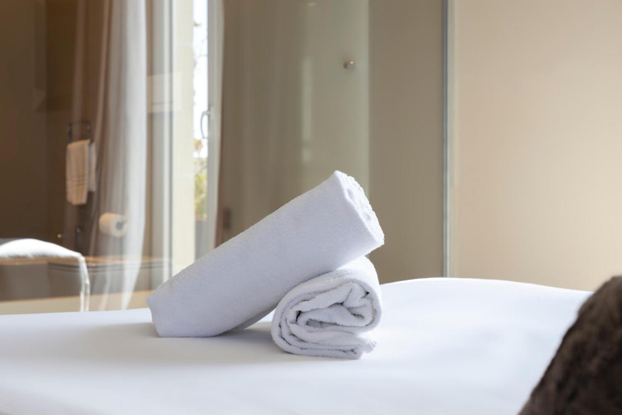 Bed and Breakfast Milestone (Adults Only) Quartu SantʼElena Exterior foto