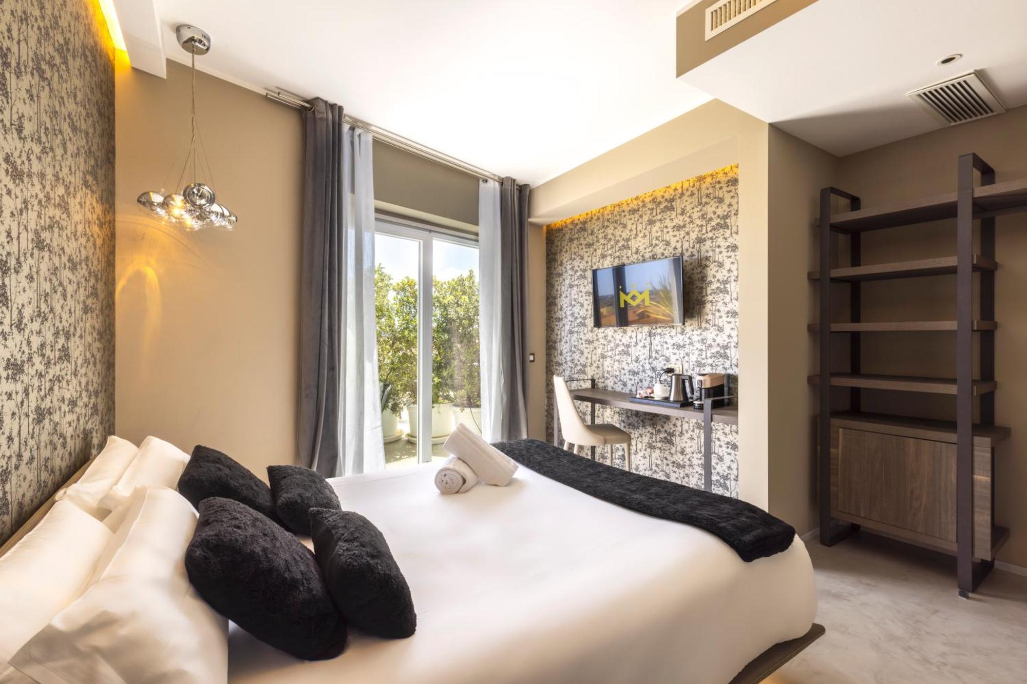 Bed and Breakfast Milestone (Adults Only) Quartu SantʼElena Exterior foto
