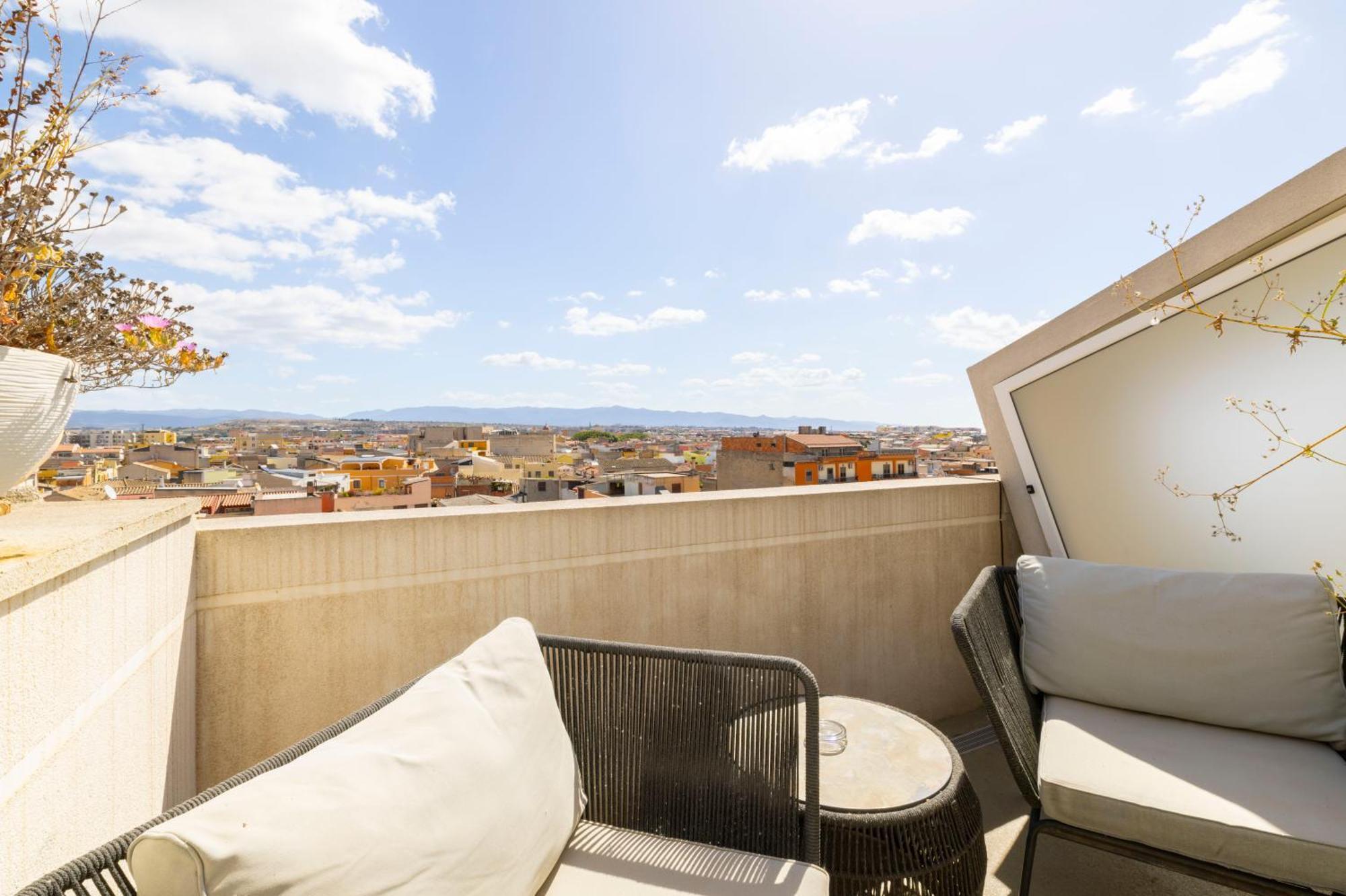 Bed and Breakfast Milestone (Adults Only) Quartu SantʼElena Exterior foto
