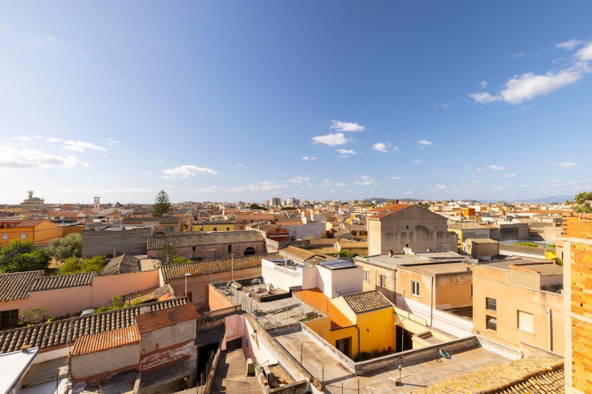 Bed and Breakfast Milestone (Adults Only) Quartu SantʼElena Exterior foto
