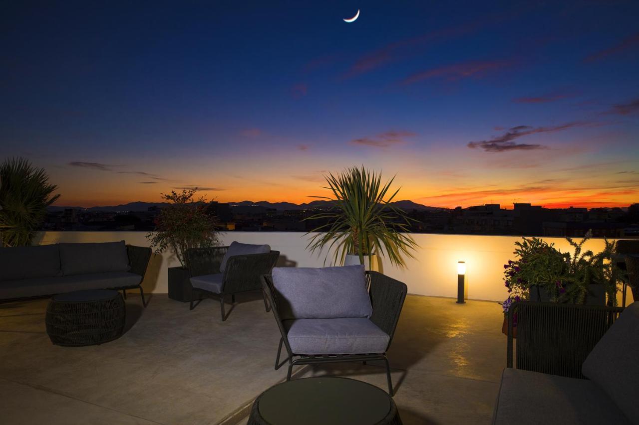 Bed and Breakfast Milestone (Adults Only) Quartu SantʼElena Exterior foto