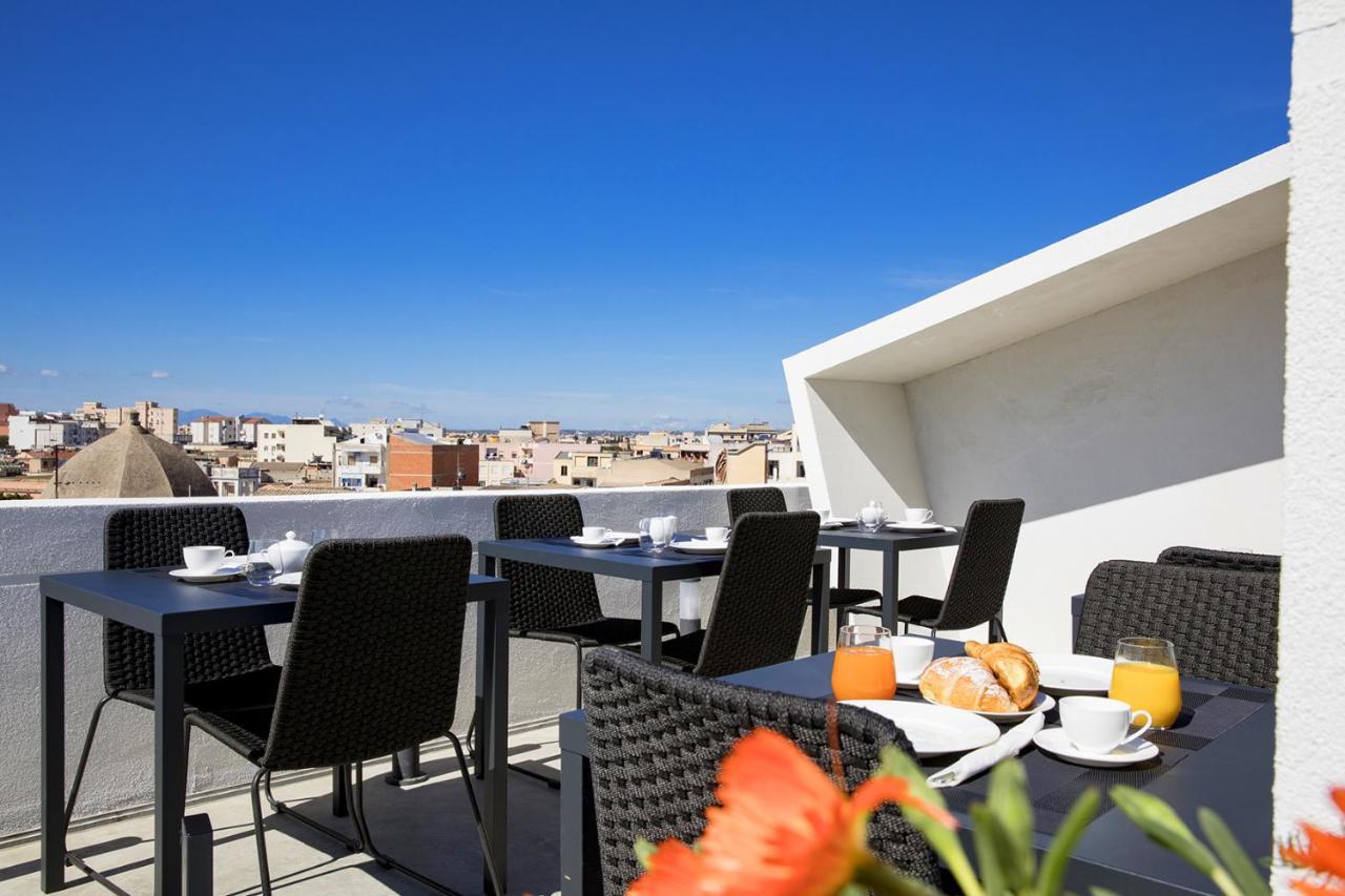 Bed and Breakfast Milestone (Adults Only) Quartu SantʼElena Exterior foto